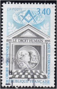 timbre: 100 ans du droit humain (4) OR
