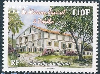 Timbre: La maison Janisel &agrave; Pou&eacute;bo
