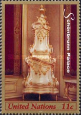 Timbre: Le chateau de Schoenbrunn poele en porcelaine