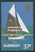 Timbre: Centenaire du Yacht-Club guernesais