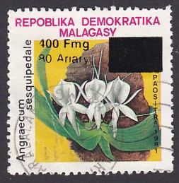 Timbre: Angraecum sesquipedale (surcharg&eacute;)