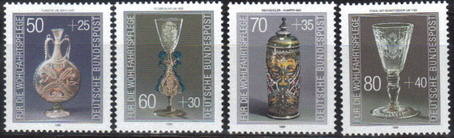 Timbre: S&Eacute;RIE COMPL&Egrave;TE. 4 TIMBRES