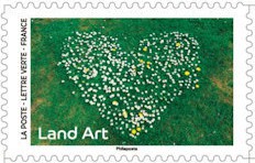 Timbre: Land Art - Marguerites en forme de c&oelig;ur