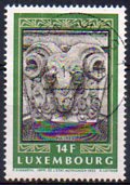 Timbre: D&eacute;tails architecturaux, mascaron t&ecirc;te de bouc