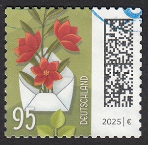 Timbre: Enveloppe ouverte contenant des fleurs