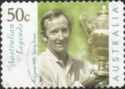 Timbre: Rod Laver avec le troph&eacute;e de Wimbledon