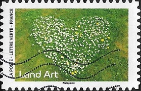 Timbre: Land Art - Marguerites en forme de coeur